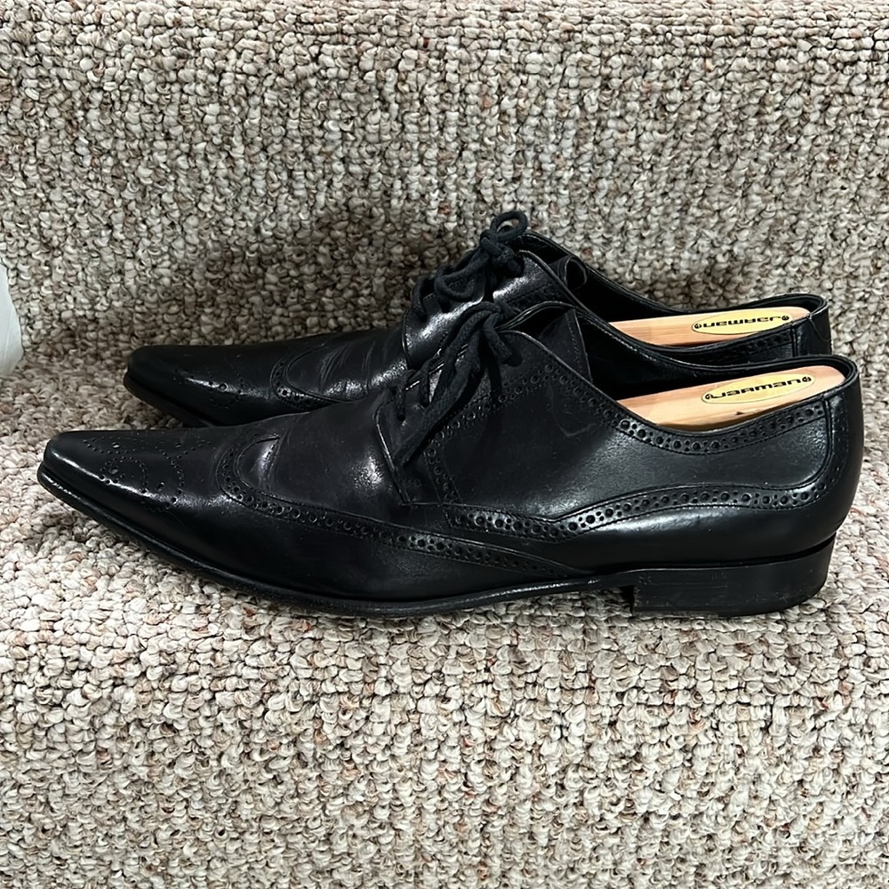 Dolce & Gabbana Black Brogue Oxfords Size 9 Dress Shoes Formal